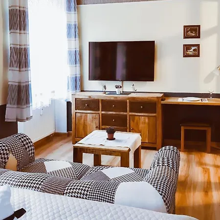 Golden Wood Apartment