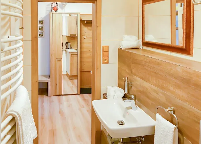 Golden Wood Apartment