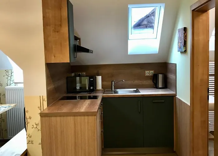 Golden Wood Apartment